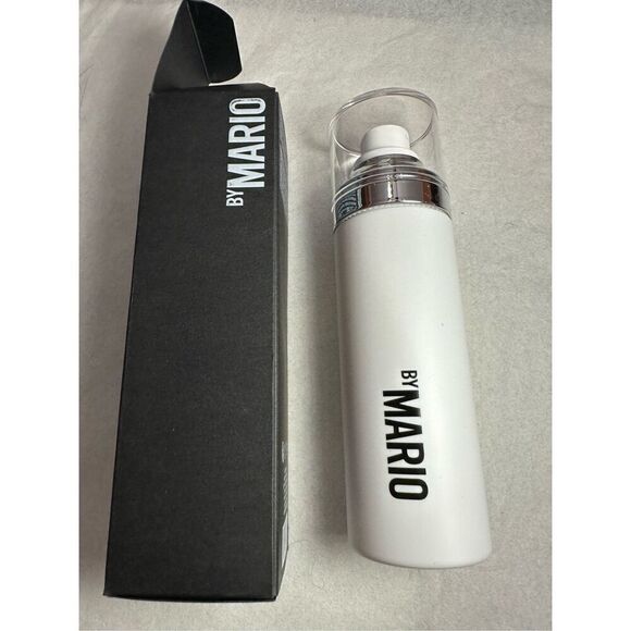 MAKEUP BY MARIO SurrealSkin™ 16HR Soft Setting Spray 3.38oz - Picture 3 of 6